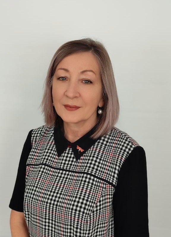 Чемезова Галина Ивановна.